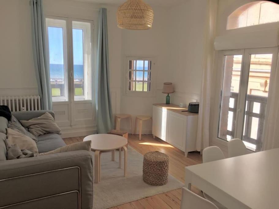 Bel Appartement Vue Mer Centre-Ville, Face Plage Dieppe Esterno foto